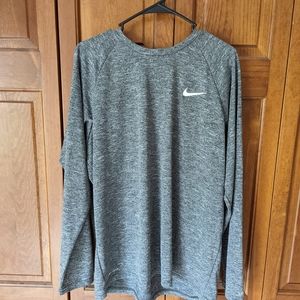 Nike long sleeve shirt XL gray
